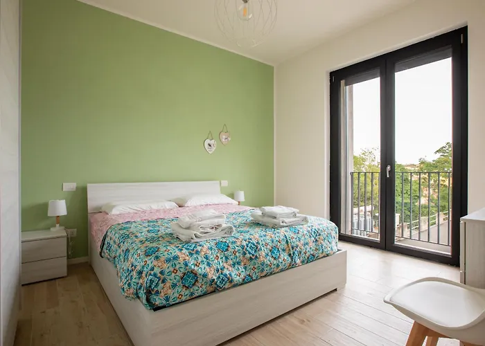 Centro - Moderno Con Parcheggio Сиена